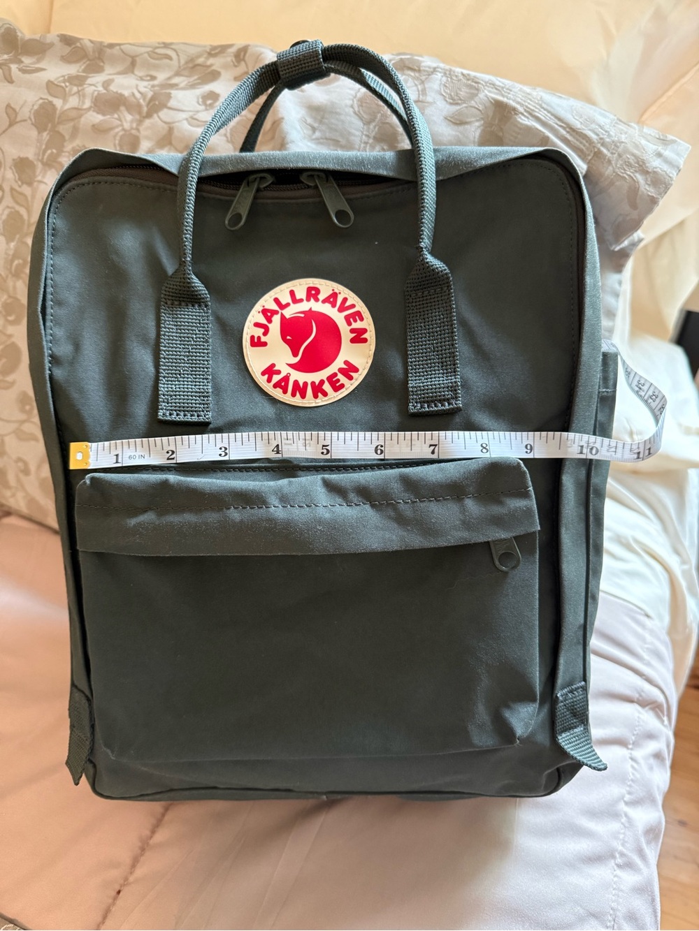 Fjallraven Kanken backpack. Very good condition. Color Graphite/Dark green. - Picture 16 of 16